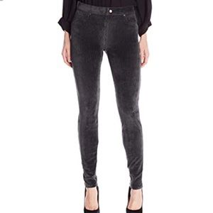 🔴 HUE Women's Wale Cord Leggings